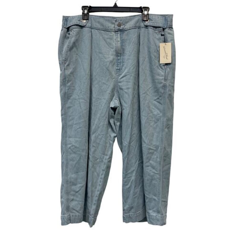 Universal Thread Women's Light Blue Denim Straight-Leg‎ Cropped Pants Size 17